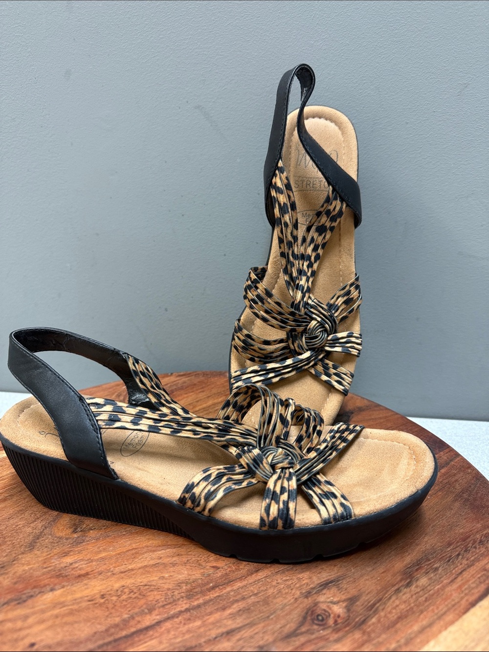 Impo Leopard Knot Slingback Sandals - Black & Tan sz 8 Stretch